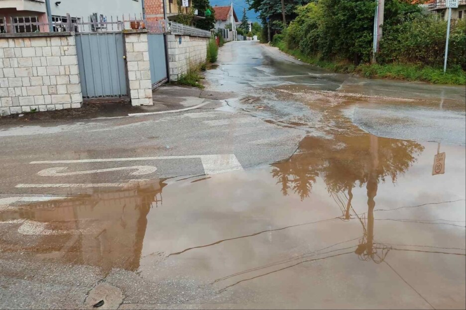 Cesta prije kiše (Foto: Čitatelj)