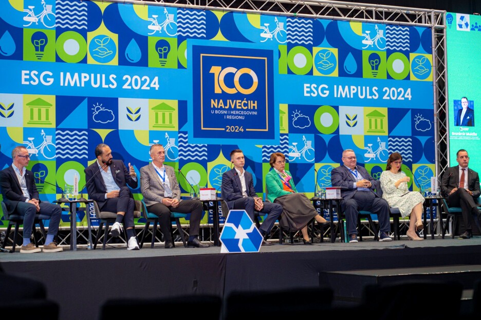 Panelisti 100 najvećih