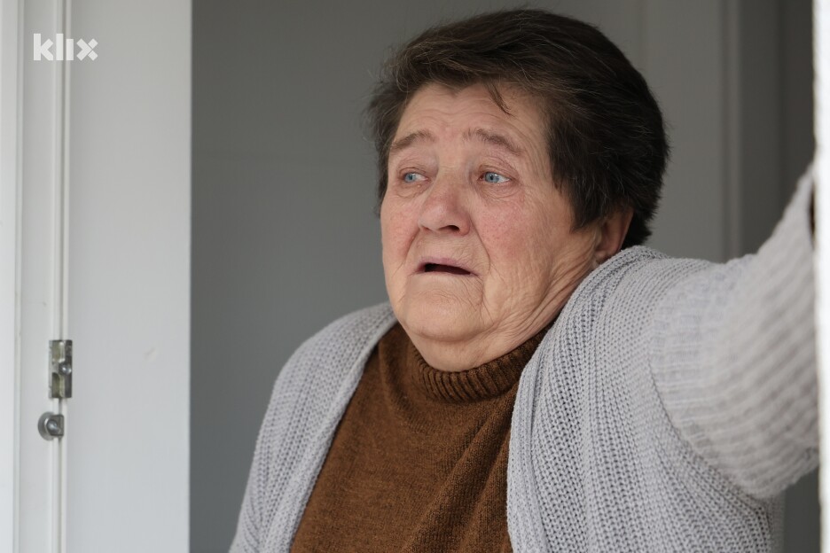 Šefika je tokom poplava izgubila snahu i nerođeno dijete (Foto: I. Š./Klix.ba)