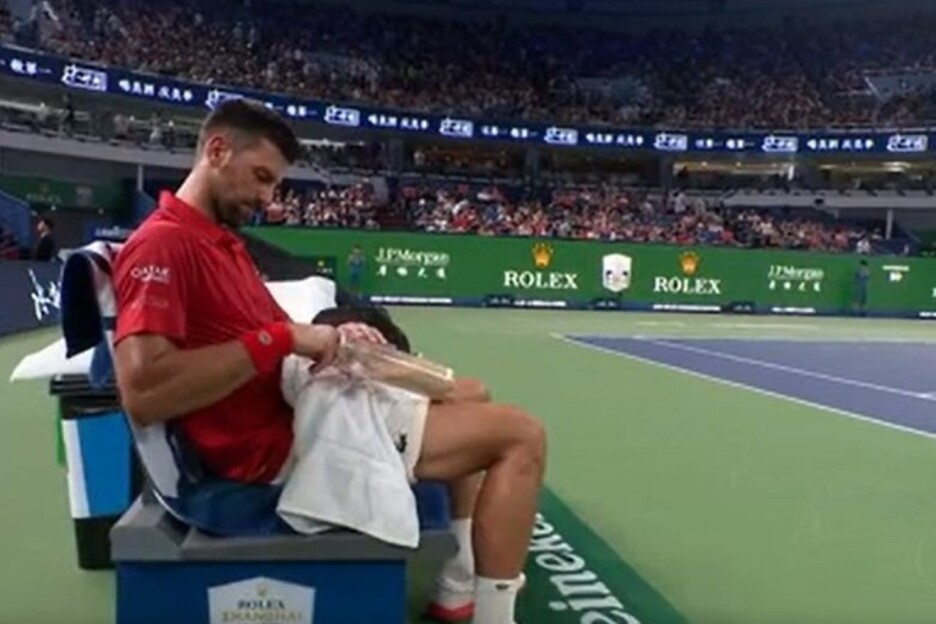 Đoković dio pilote stavio u džep (Foto: Screenshot)