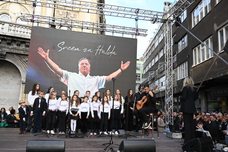 Dječji hor izveo pjesmu