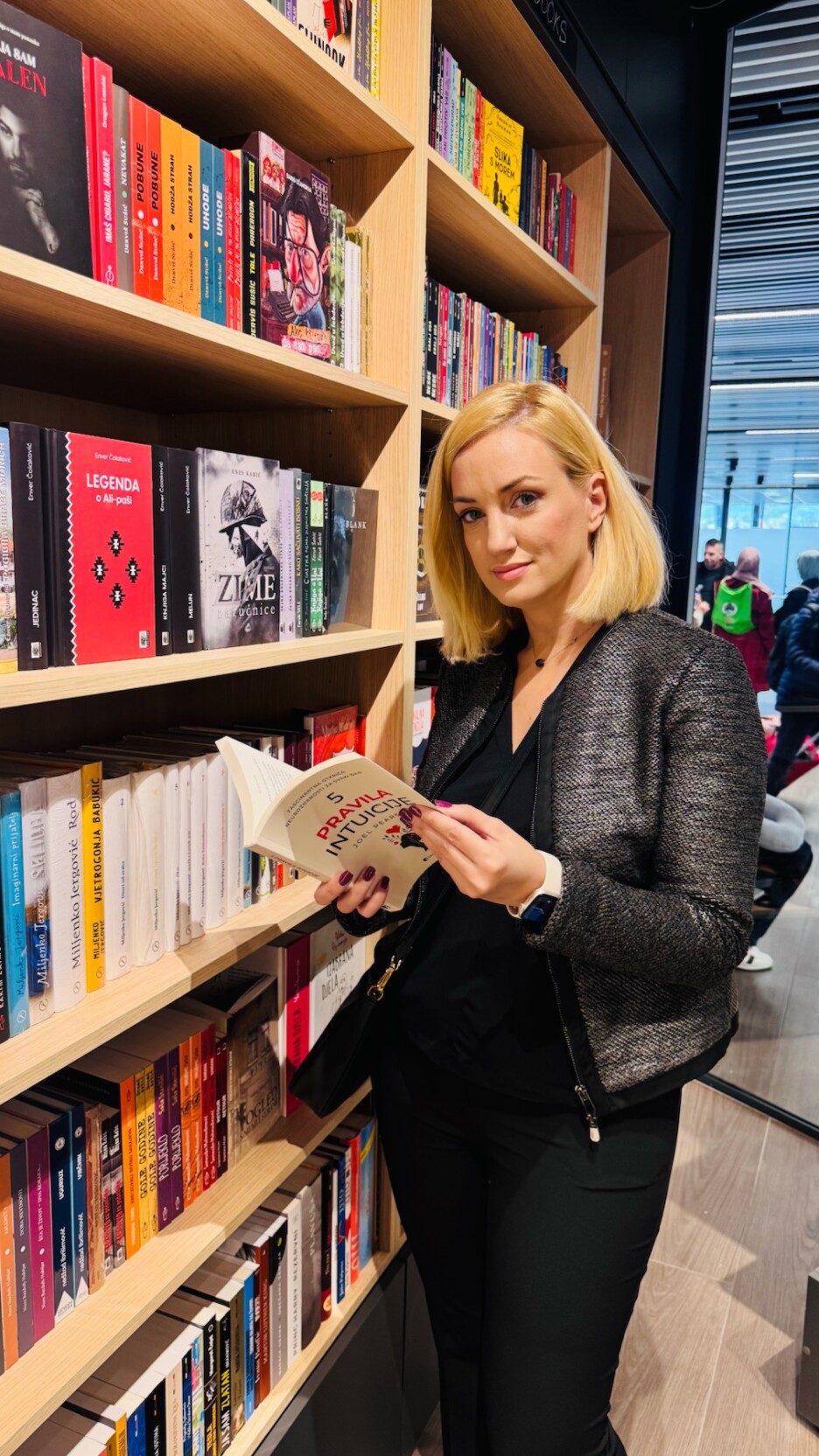 Bookstore na sarajevskom aerodromu
