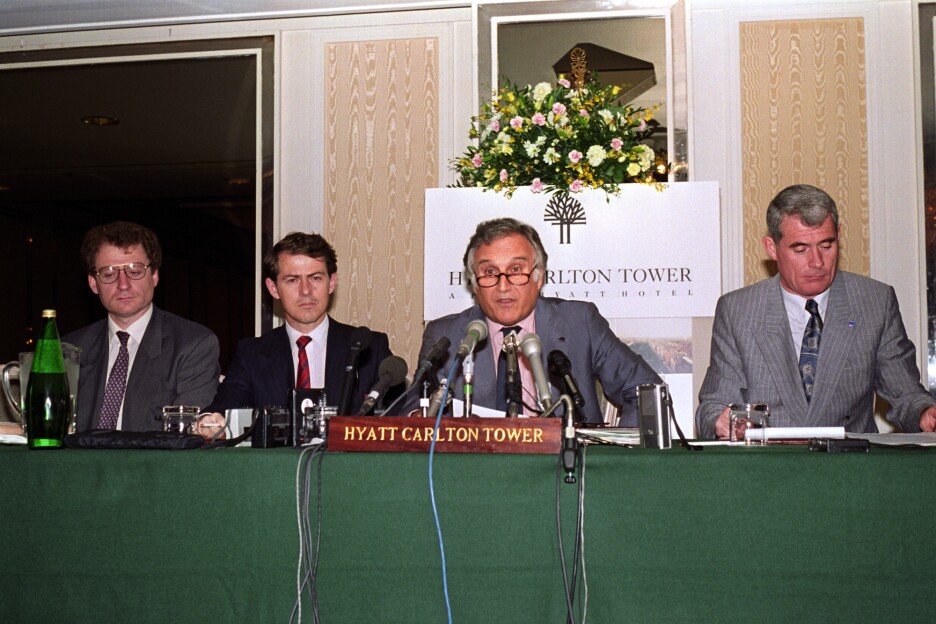 José Cutileiro na konferenciji u Londonu u julu 1992. godine