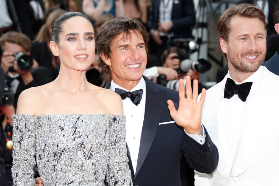 Tom Cruise i Glen Powell s kolegicom Jennifer Connelly (Foto: EPA-EFE)