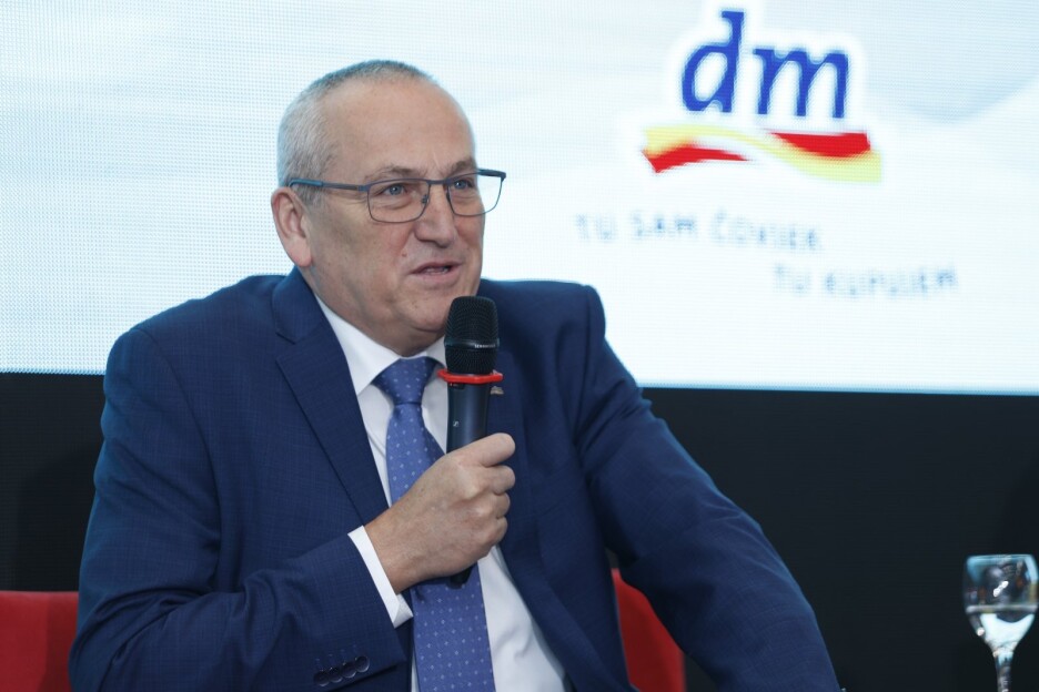 Dm godišnja konferencija za novinare