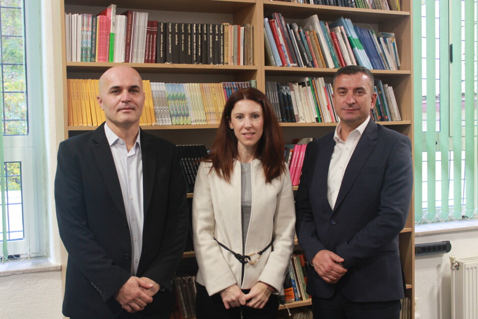 Pored obnovljene biblioteke ovim projektom omogućen je bolji i sigurniji pristup školi (Foto: Grad Konjic)