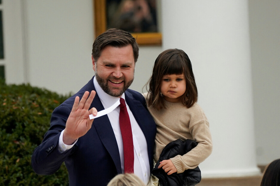 JD Vance s kćerkom (Foto: Reuters)