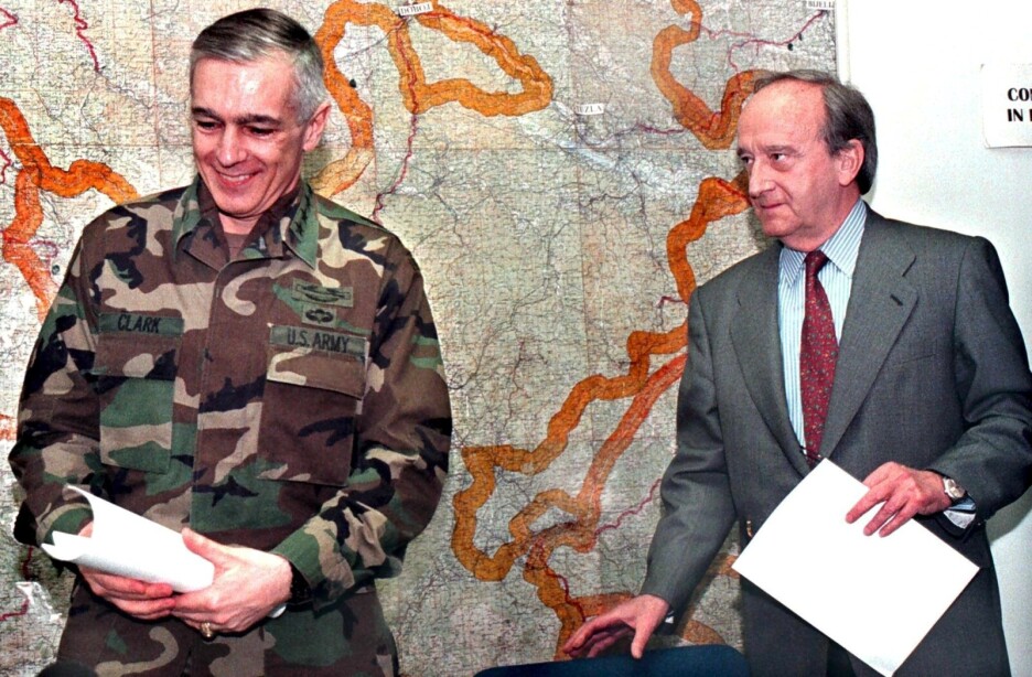 Wesley Clark i Carlos Westendorp (Foto: EPA-EFE)