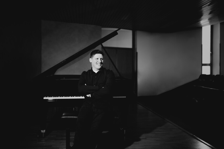 Kompanije Vibrate proglasila je Mirka Đukanovića najslušanijim kompozitorom klasične muzike u Bosni i Hercegovini (Fotografija ustupljena Klix.ba)