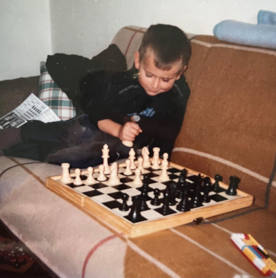 Kao dječak trenirao je šah i učestvovao na brojnim takmičenjima (Foto: Irfan Kapidžić)
