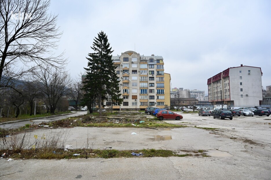 Planirano je da se u obuhvatu Kvadranta 30 grade stambene i stambeno-poslovne zgrade (Foto: T. S./Klix.ba)