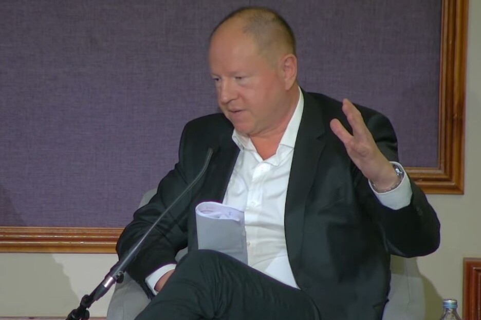 Alexander Rhoter, njemački vojni analitičar