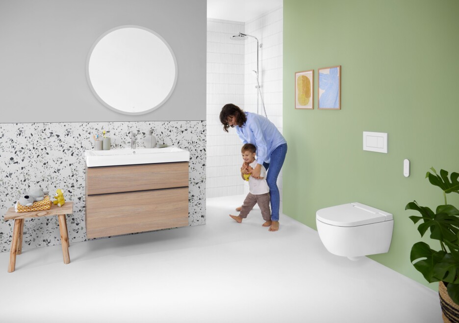 Geberit AquaClean Alba izvana izgleda kao klasična WC školjka, dok je tehnička jedinica sakrivena