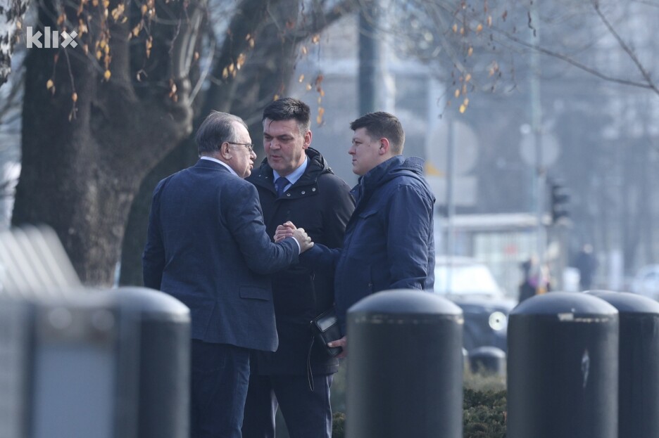Premijer FBiH Nermin Nikšić i predsjednik HDZ 1990 Ilija Cvitanović (Foto: S. S./Klix.ba)