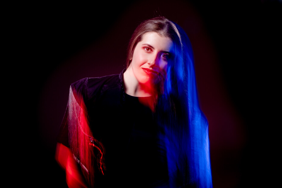 Vokalistica Selma Droce otkrila je kako održati balans između inspiracije i povezanosti s tradicionalnom muzikom (Foto: Cat Norman Tahirović)