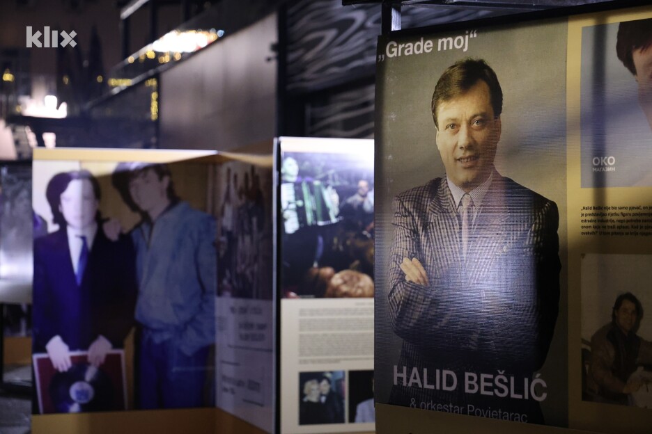 Izložba sadrži sadrži bogatu foto-dokumentaciju i arhivski materijal (Foto: I. Š./Klix.ba)
