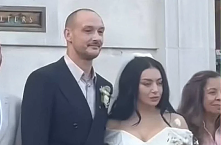 Charli XCX i George Daniel (Foto: Screenshot/TikTok)