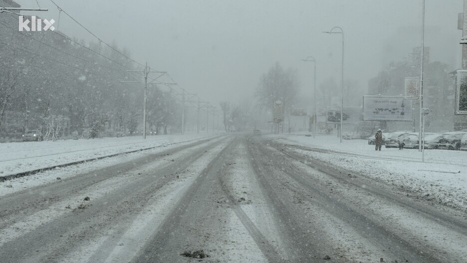 Ceste u Sarajevu (Foto: Čitatelj/Klix.ba)