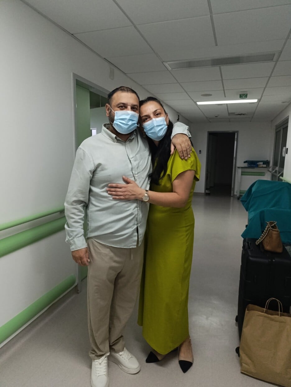 Nermin Muharem sa suprugom čija majka mu je dala svoj bubreg