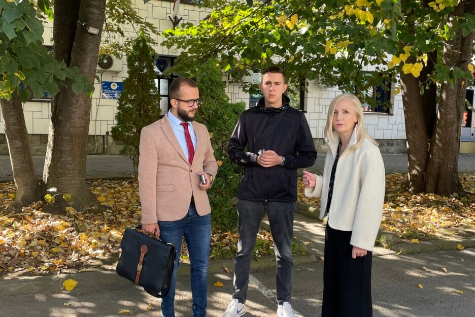 Zamjenica državnog ministra za ljudska prava Duška Jurišić je pratila Mehanovića kroz sudski proces (Foto: Facebook)