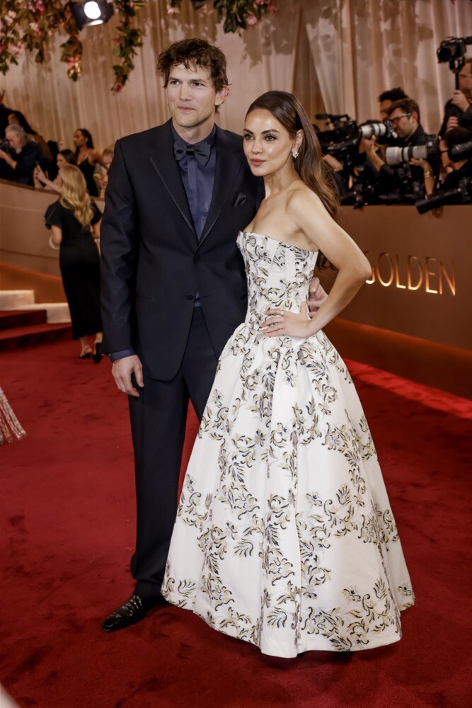 Ashton Kutcher i Mila Kunis (Foto: EPA-EFE)