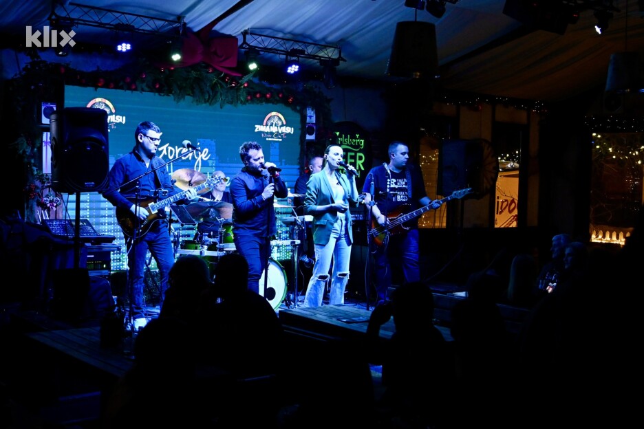Prisutne je zabavljao Adis Škaljo&Band (Foto: V. D./Klix.ba)