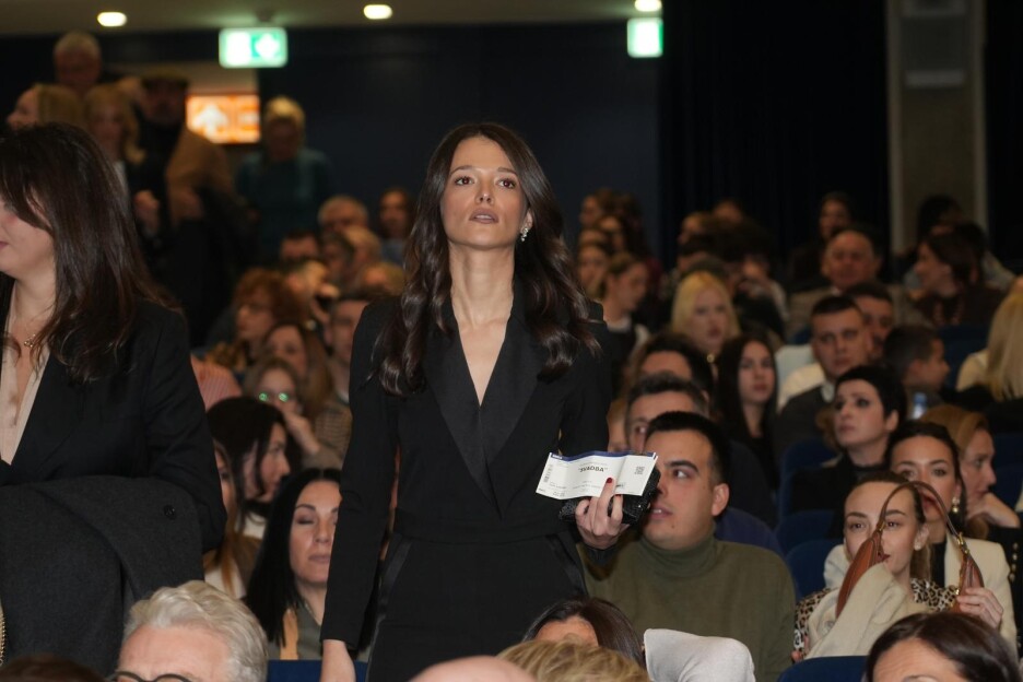 Mia Bjelogrlić na projekciji filma 