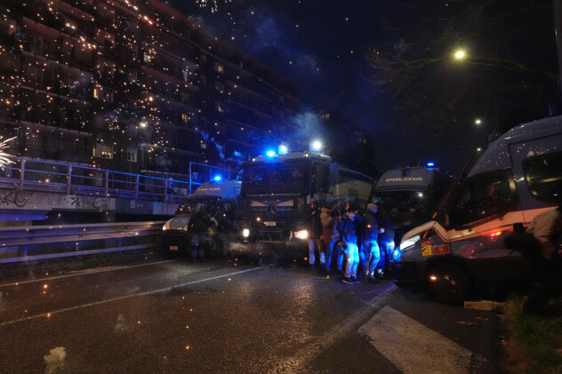 Izbili su veliki neredi (Foto: AP)