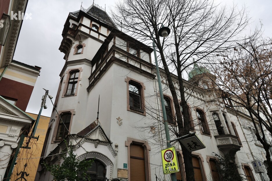 Na ovom prostoru izgrađena je vila Heinricha Reitera koja je izgrađena po projektu koji je potpisao Karlo Paržik (Foto: I. Š./Klix.ba)