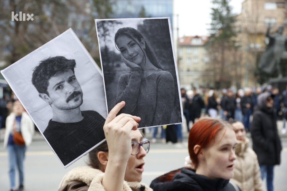 Studenti traže pravdu za tragično preminulog Erdoana Morankića (23) i Ellu Jovanović (17) koja je i dalje u bolnici