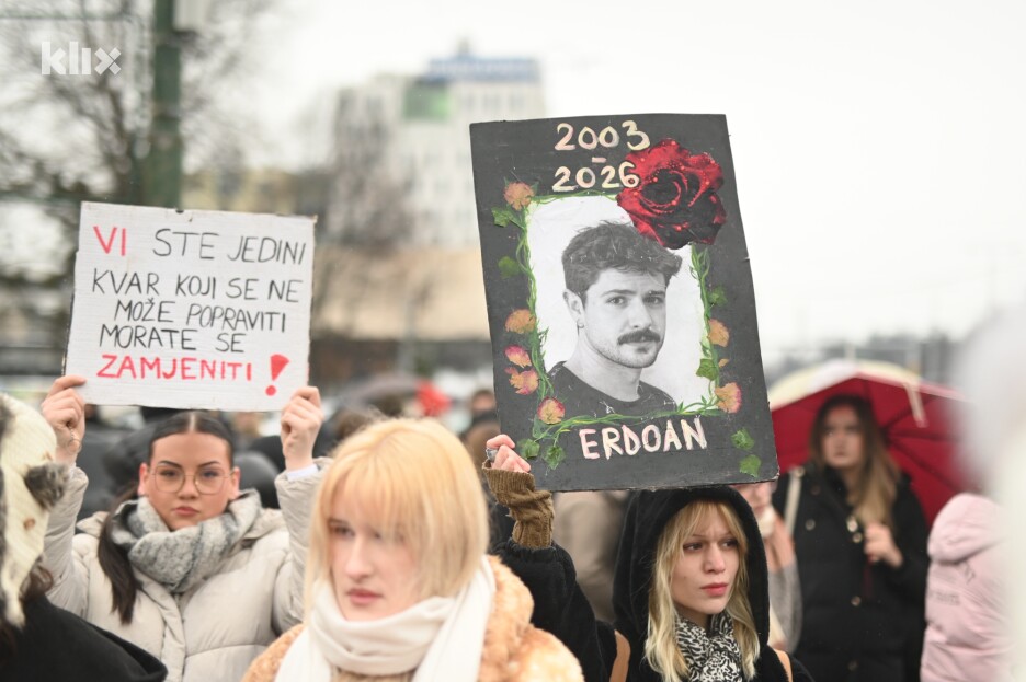 Nakon teške tramvajske nesreće uslijedili višednevni protesti (Foto: T. S./Klix.ba)