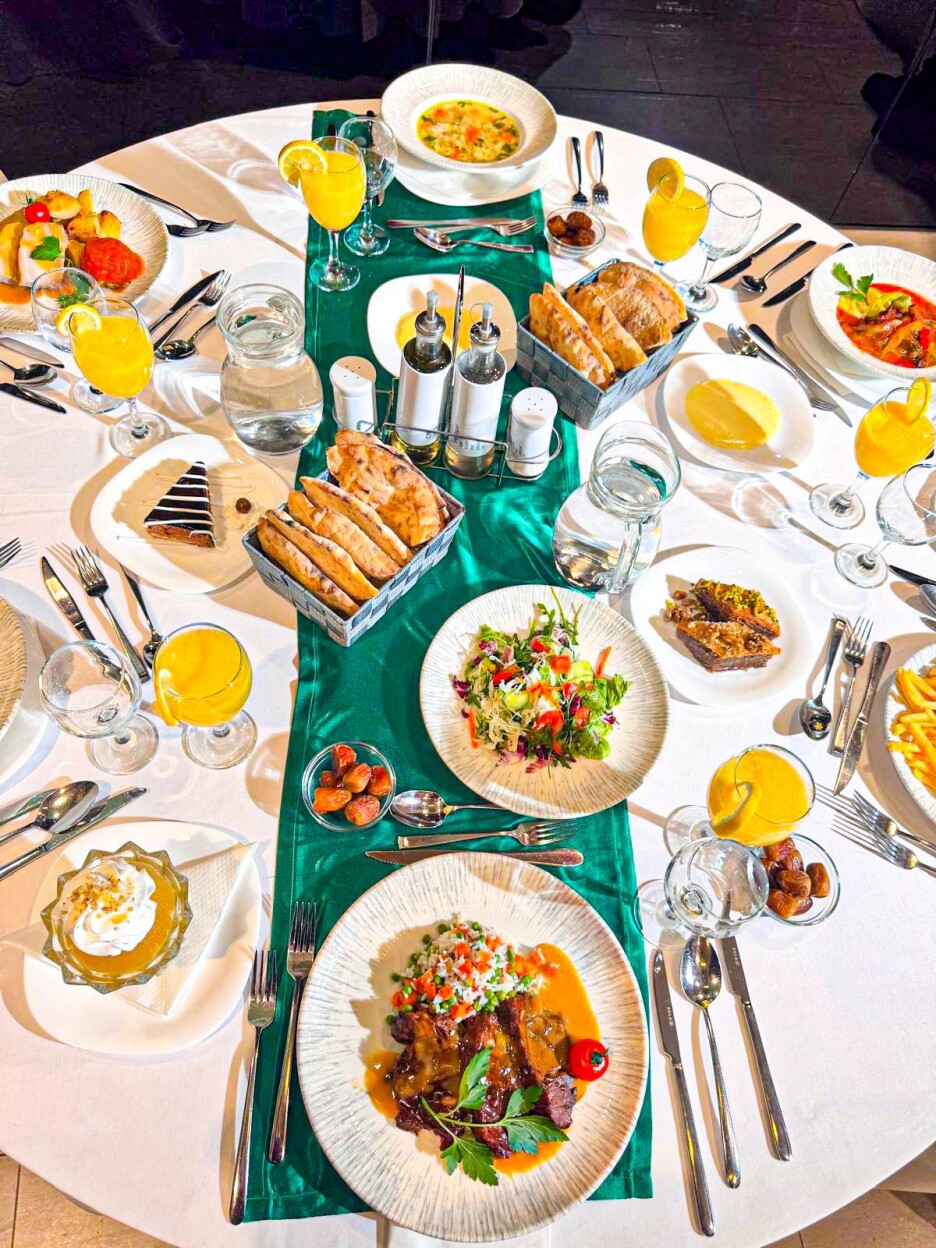 Iftar u hotelima Hills i Hollywood te restoranu Sokak