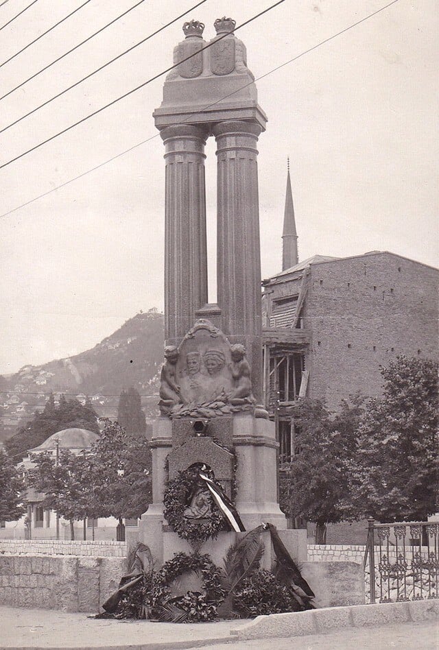 Fotografija spomenika nastala 1917. godine