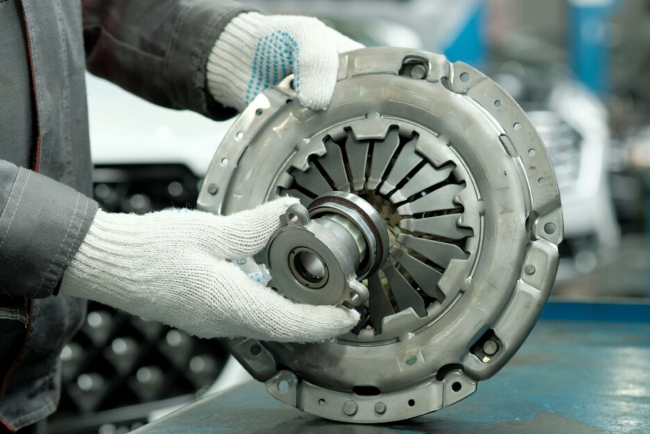 Kvačilo često nije isto kod vozila sa i bez start-stop funkcije (Foto: Shutterstock)
