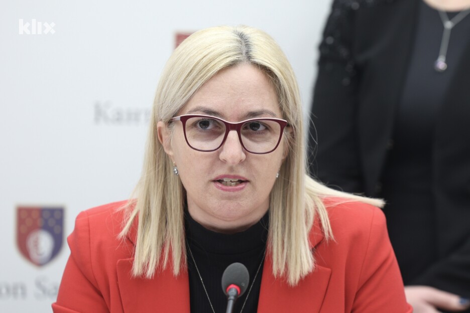 Zastupnica u Skupštini Kantona Sarajevo Belma Kapo (SDP) je rekla kako se radi o 312 tužbi radnika (Foto: S. S./Klix.ba)