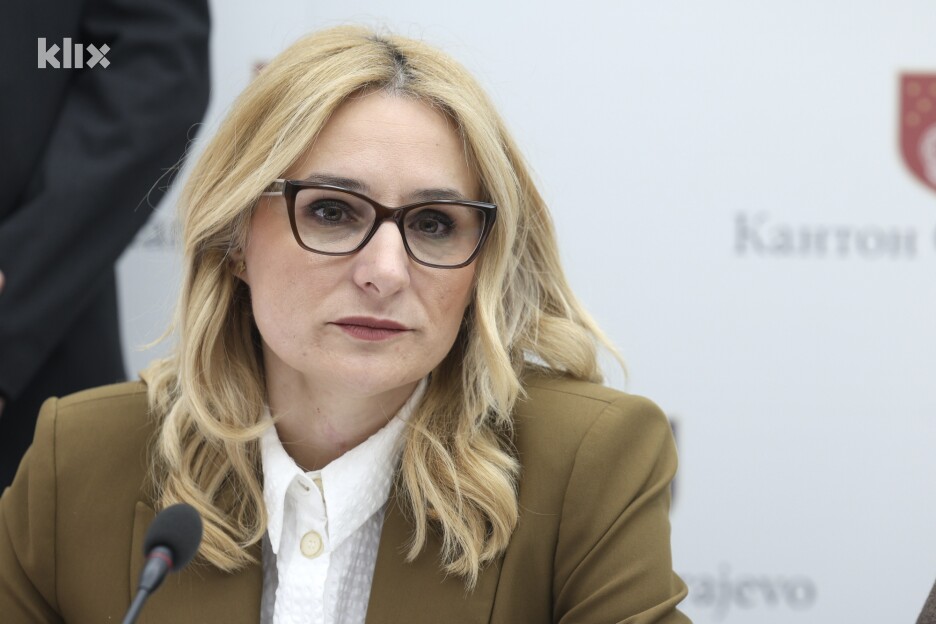 Zastupnica Jelena Pekić (SDP) je govorila o nepostojanosti odjela za vantjelesnu oplodnju na KCUS-u (Foto: S. S./Klix.ba)