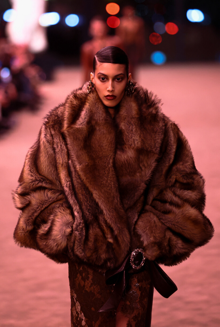 Saint Laurent revija na Paris Fashion Weeku (Foto: Reuters)