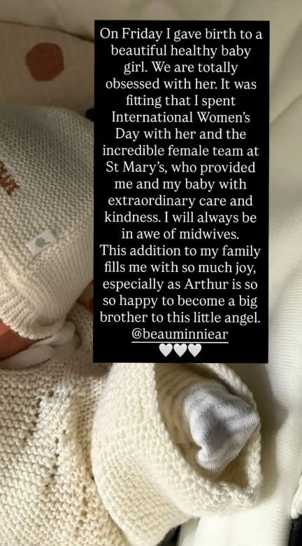 Goulding je podijelila kako su ona i njen partner opsjednuti svojom kćerkom i da uživaju s njom (Foto: Instagram/Screenshot)