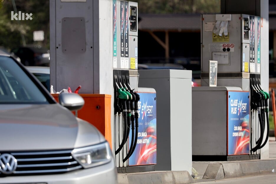Cijene dizela najviše pogađaju vozače, a takvih vozila je najviše registrovano u BiH (Foto: I. Š./Klix.ba)