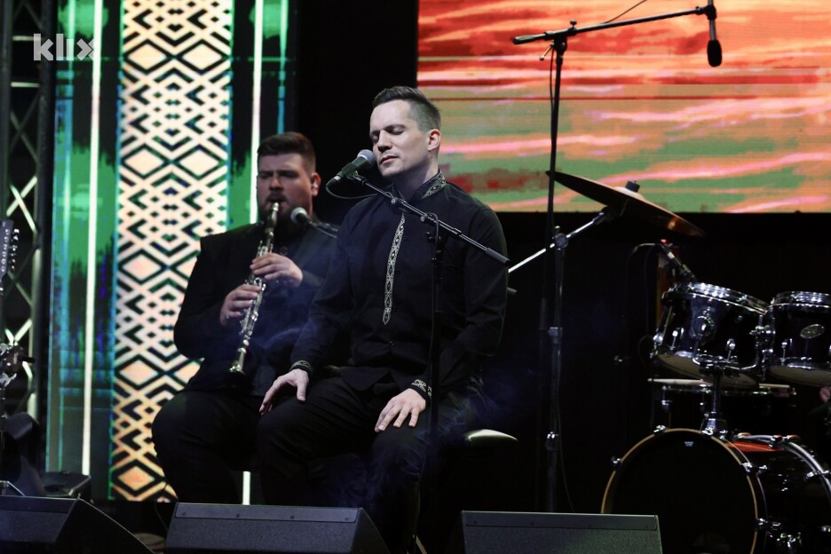 Armin Muzaferija je koncertom u Sarajevu započeo turneju (Foto: S. S./Klix.ba)