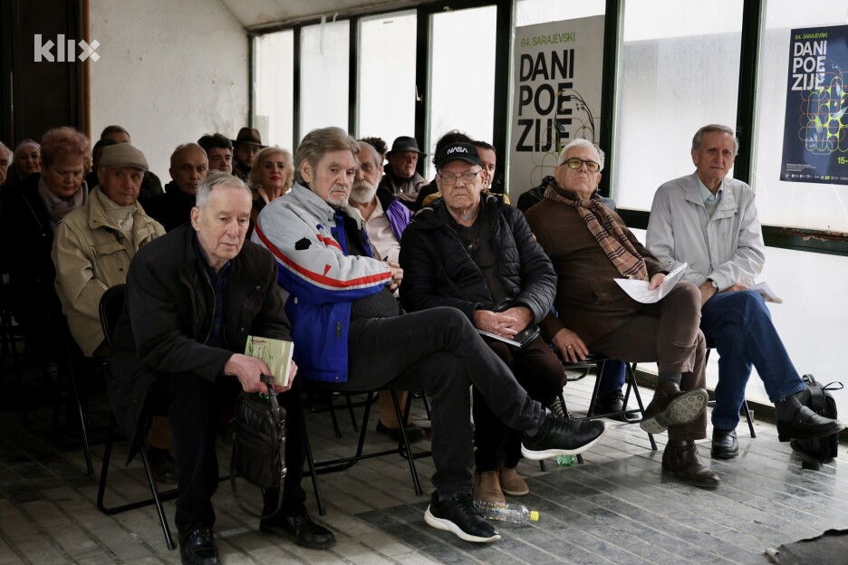Organizatori događaja naveli su da je poezija važno kultuno uporište (Foto: I. Š./Klix.ba)