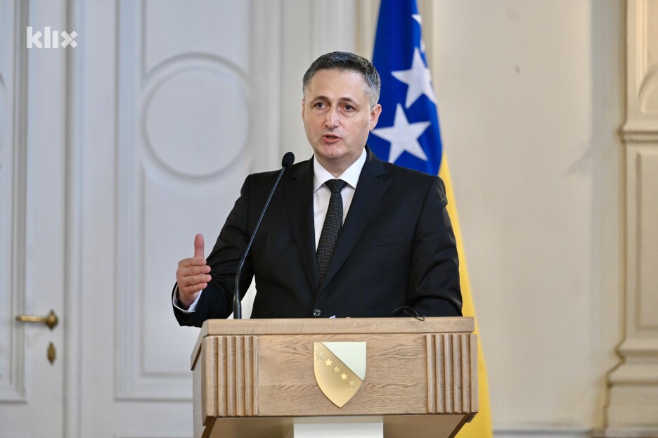 Predsjedavajući Predsjedništva Bosne i Hercegovine Denis Bećirović se zahvalio austrijskom predsjedniku Alexanderu Van der Bellenu na dosadašnjoj podršci (Foto: T. S./Klix.ba)