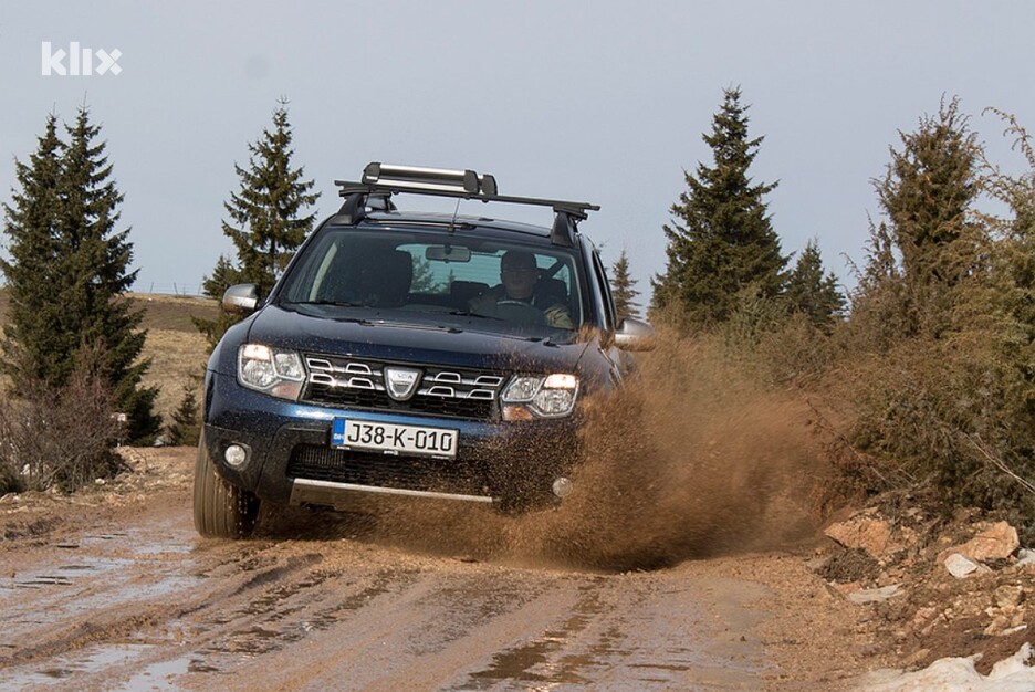 Većina SUV-ova ne siđe s asfalta, ali oni koji imaju pogon na sve točkove ne znači da su sposobni da savladaju sve izazove (Foto: E. Z./Klix.ba)