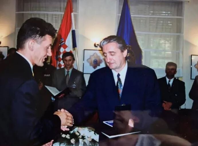 Zdenko Lučić je dobitnik brojnih odlikovanja Hrvatske