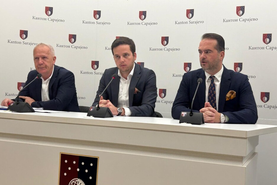 Dževad Paradžik, Nihad Uk i Afan Kalamujić (Foto: Vlada KS)