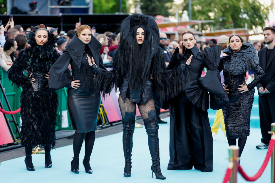 Cijela grupa ostavlja dojam mračne elegancije (Foto: Reuters)