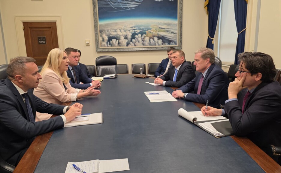 Željka Cvijanović i Mike Turner (Foto: X)