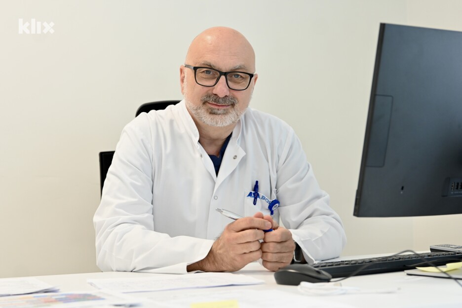 Doc. dr. Azur Tulumović, voditelj Odjeljenja ginekologije i akušerstva te direktor ASA Bolnice (Foto: V. D./Klix.ba)
