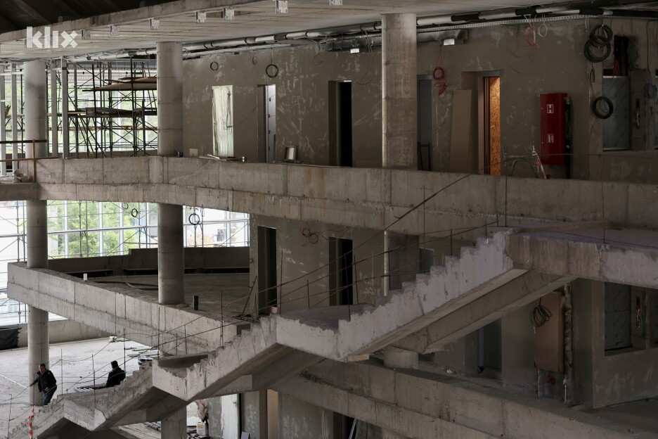 Biblioteku čini pet etaža (Foto: I. Š./Klix.ba)