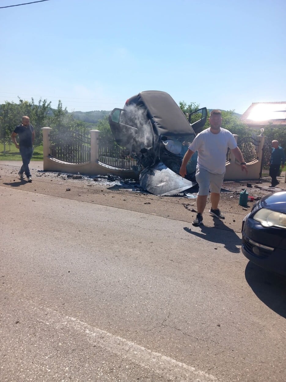 Saobraćajna nesreća u Modriči (Foto: Radio Modriča)